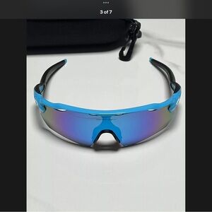 Oakley Radar EV Path Sunglasses Blue Frame Polarization Lenses